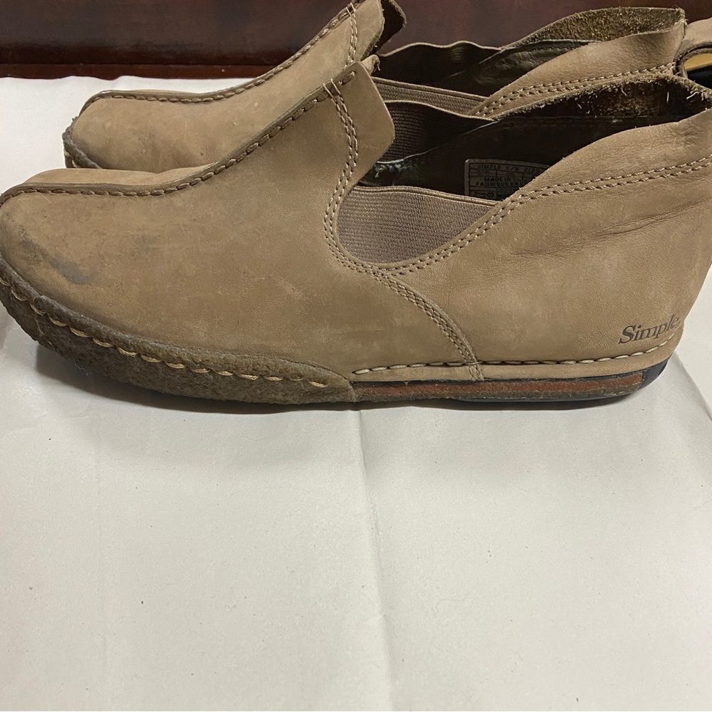 Simple Chukka Boots - Picture 2 of 14